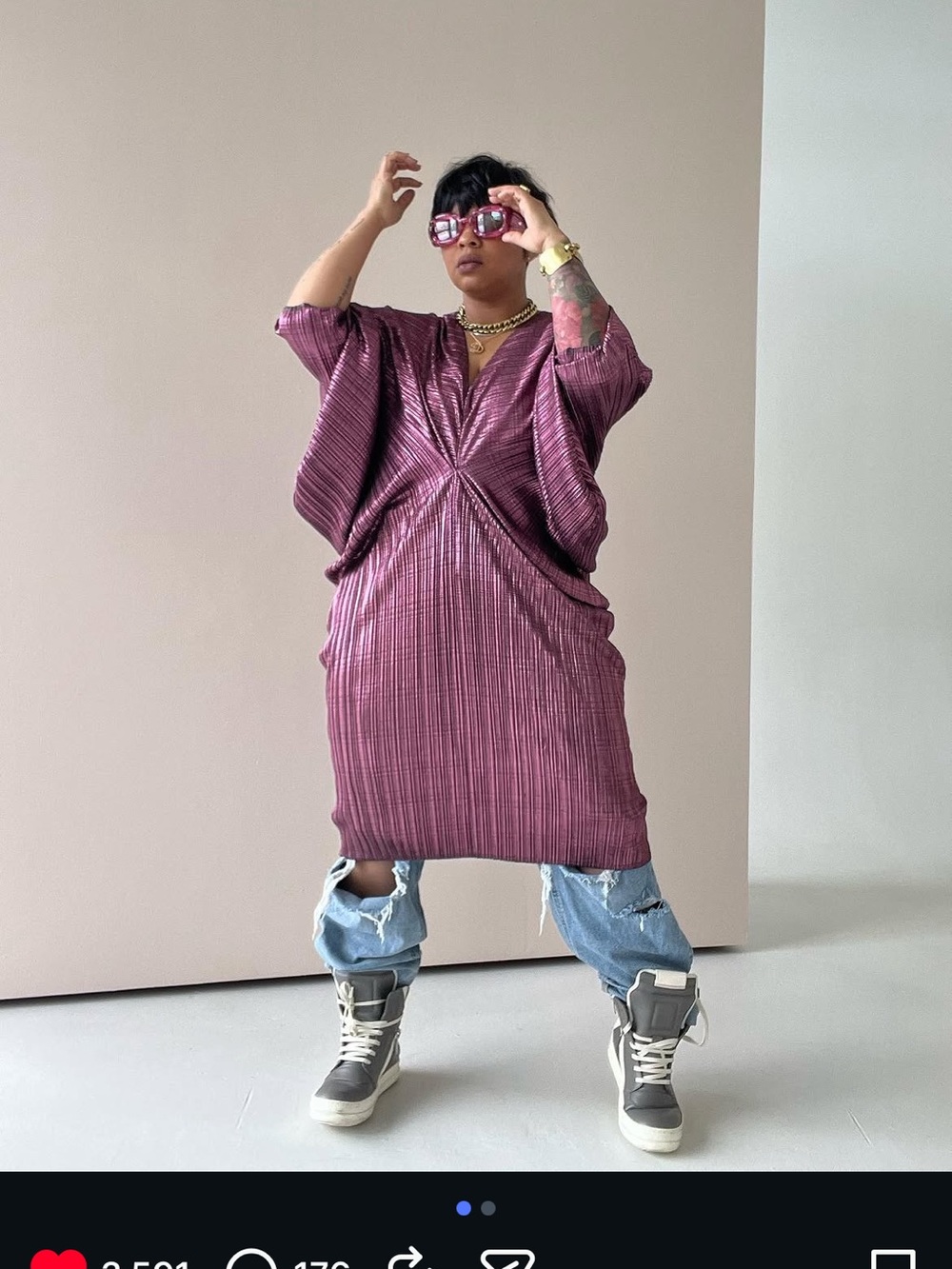 Plissé V-Neck Midi Dress in Metallic Fuchsia